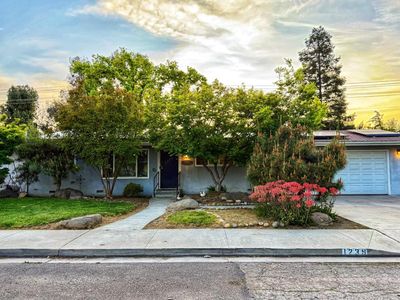 1239 N Hollywood Dr, Reedley, CA, 93654