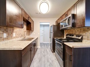 1100 River Rd #8D, Hanahan, SC 29410