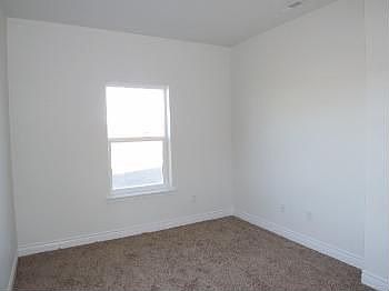4th image of 1857 Nova Ln
