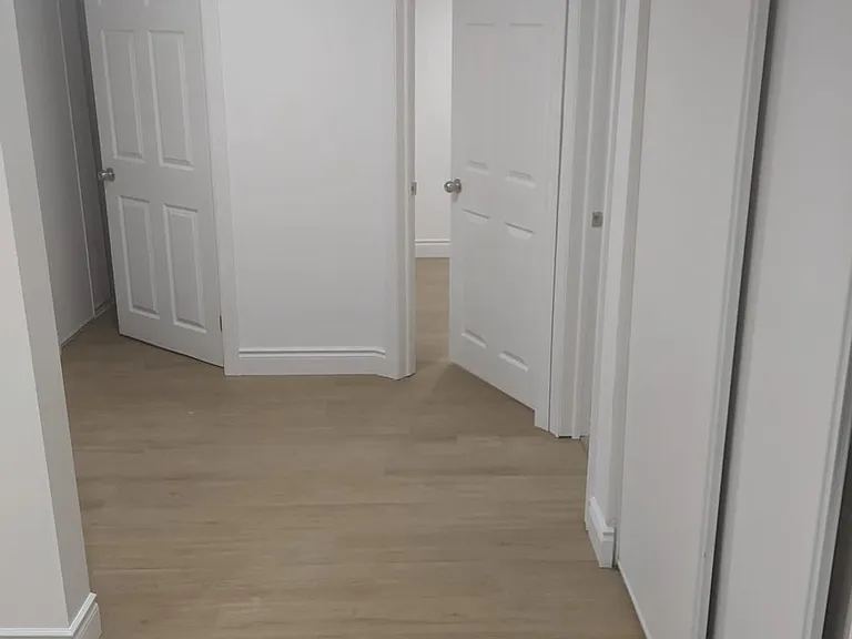 34 Ravenscroft Rd — Photo 8