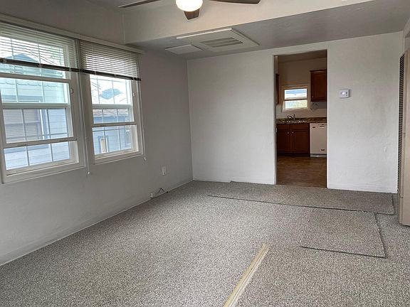 4th image of 2221 Seaside St