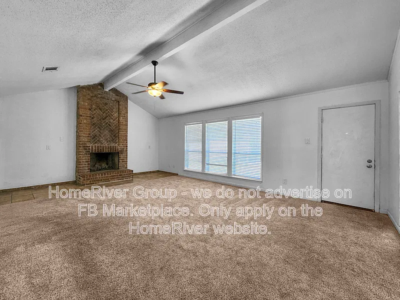 3 bed, 2.0 bath, 1614 sqft, $1,950 — Photo 4