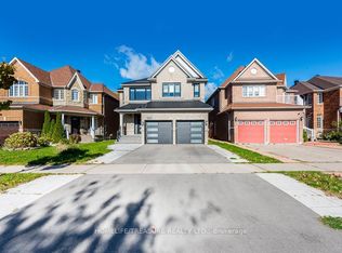 3353 Destination Dr, Mississauga, ON L5M7W6