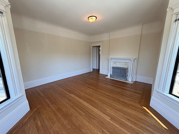 4th image of 236-258 Hugo St #175R