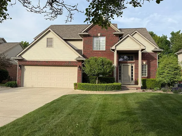 57492 Hawthorn Dr, Washington, MI 48094