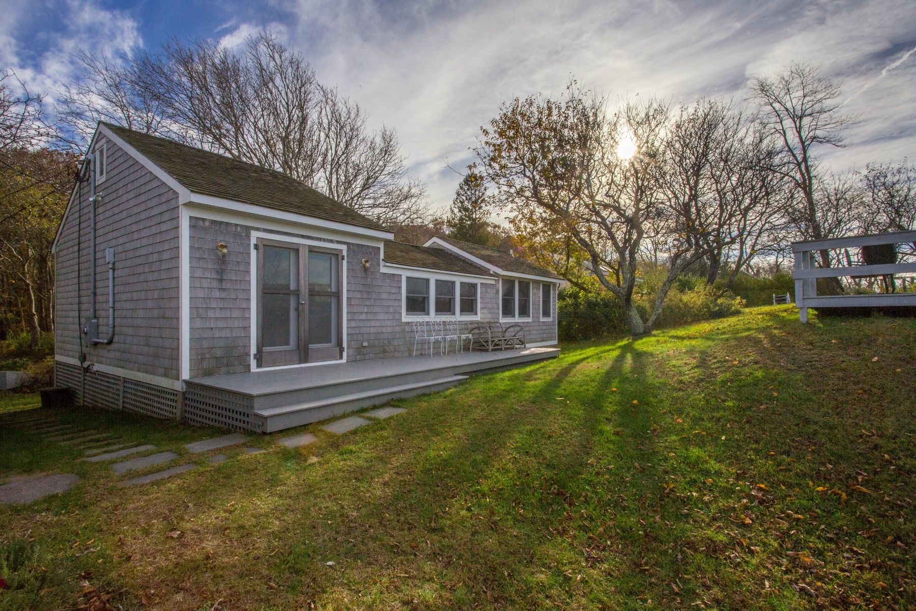 970 Salt Marsh Ln in Peconic Out East