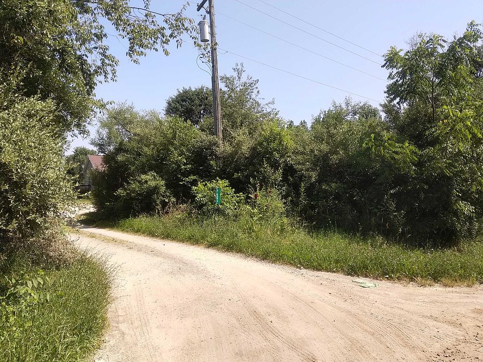 2nd image of 7601 Mohrle Rd