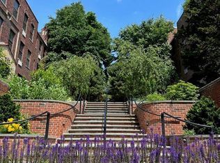 311 Tappan St APT 5, Brookline, MA 02445