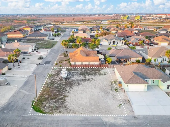 13902 Skysail St, Corpus Christi, TX 78418