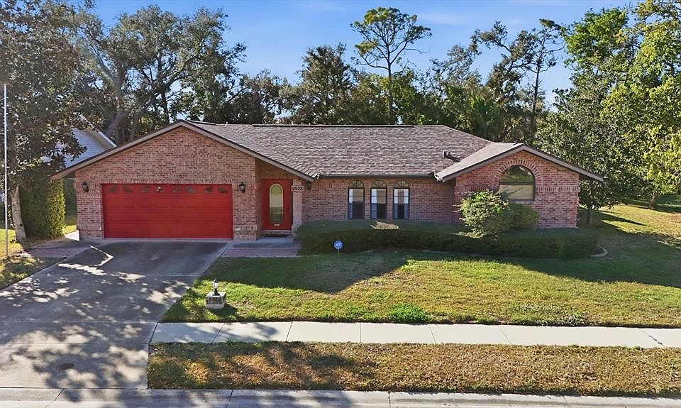 1st image of 4922 29th Ln E