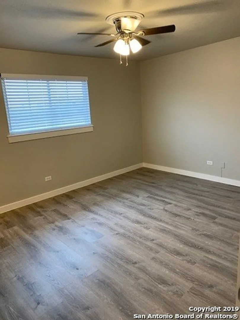 Jackson Flats Apts. — Photo 2