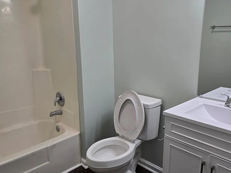401 Hilltop Dr — Photo 15