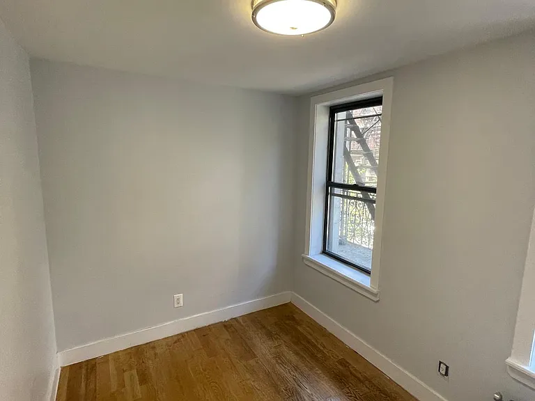 515 W 139th St #7 — Photo 9
