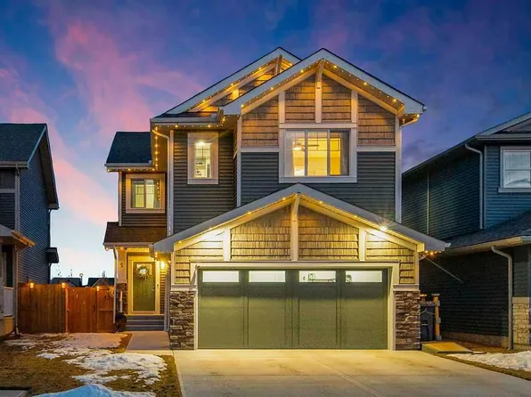 5 W Birch Gln, Okotoks, AB T1S 5S9