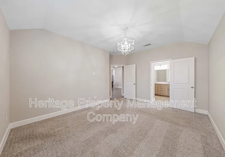 6083 Akin Cir — Photo 19