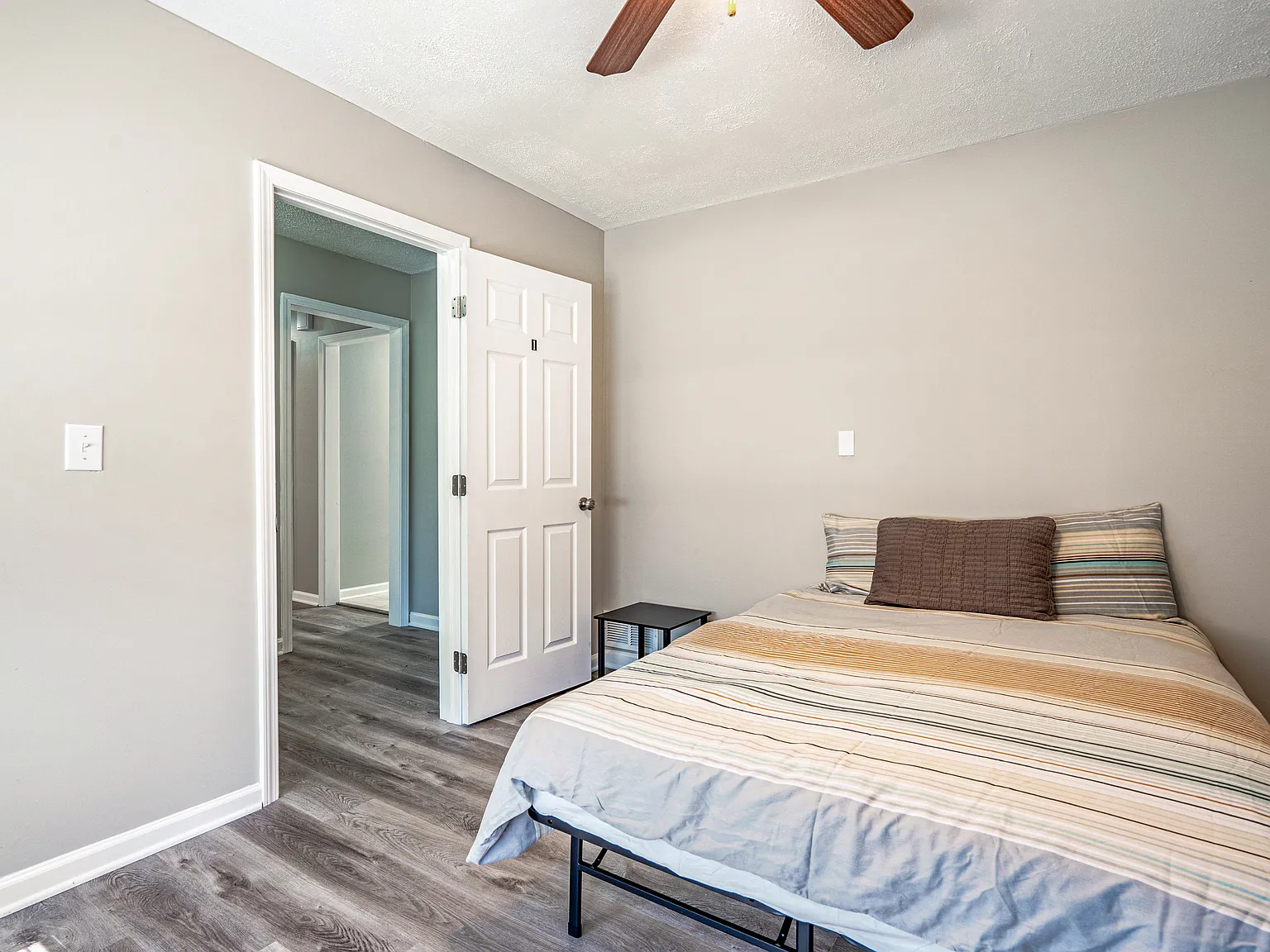 4 bed, 3.5 bath, 1695 sqft, $1,001 — Photo 1