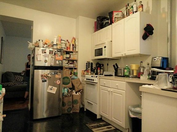 3rd image of 339 E 94th St #5DD