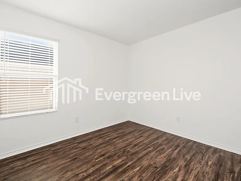 10904 SW 22nd St — Photo 10