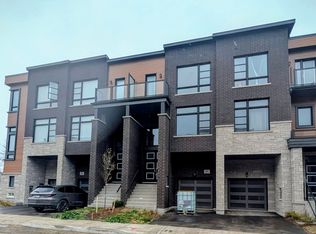 95 Paradox St, Vaughan, ON L4H 5G8