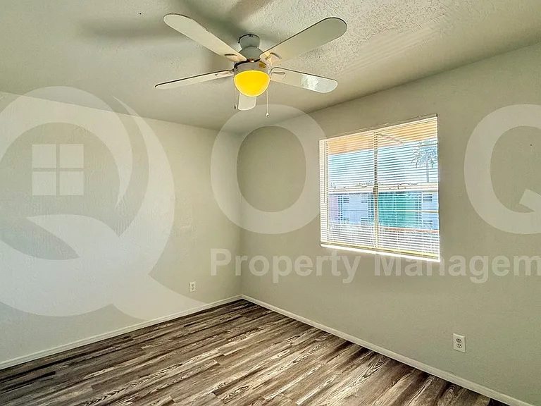2537 W Georgia Ave #6 — Photo 12