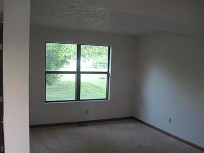 5th image of 7550 Tuscola Dr