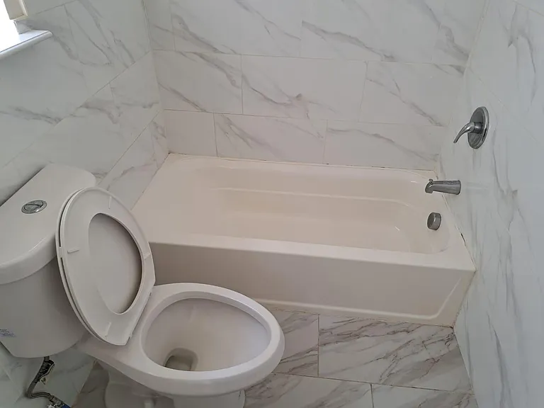 227 Fairmount Ave #2 — Photo 1