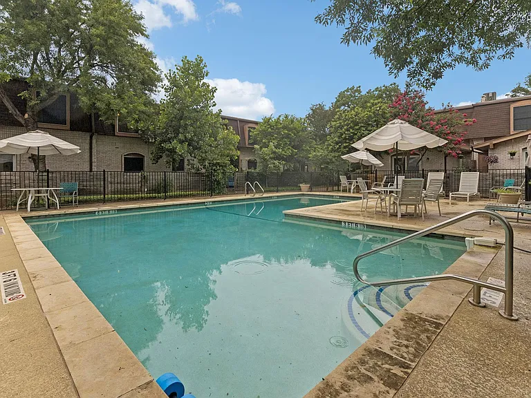 7801 Shoal Creek Blvd #224 — Photo 26
