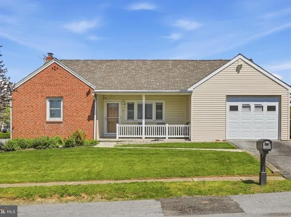111 Lincoln Pl, Harrisburg, PA 17112