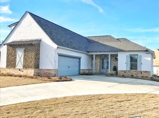 317 Bristlecone Ct, Flowood, MS 39232