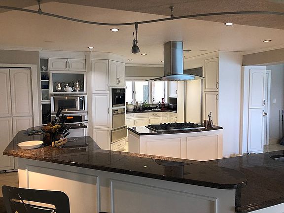4th image of 798 Nina Dr