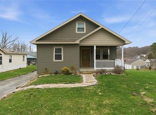 3703 52nd St, New Brighton, PA