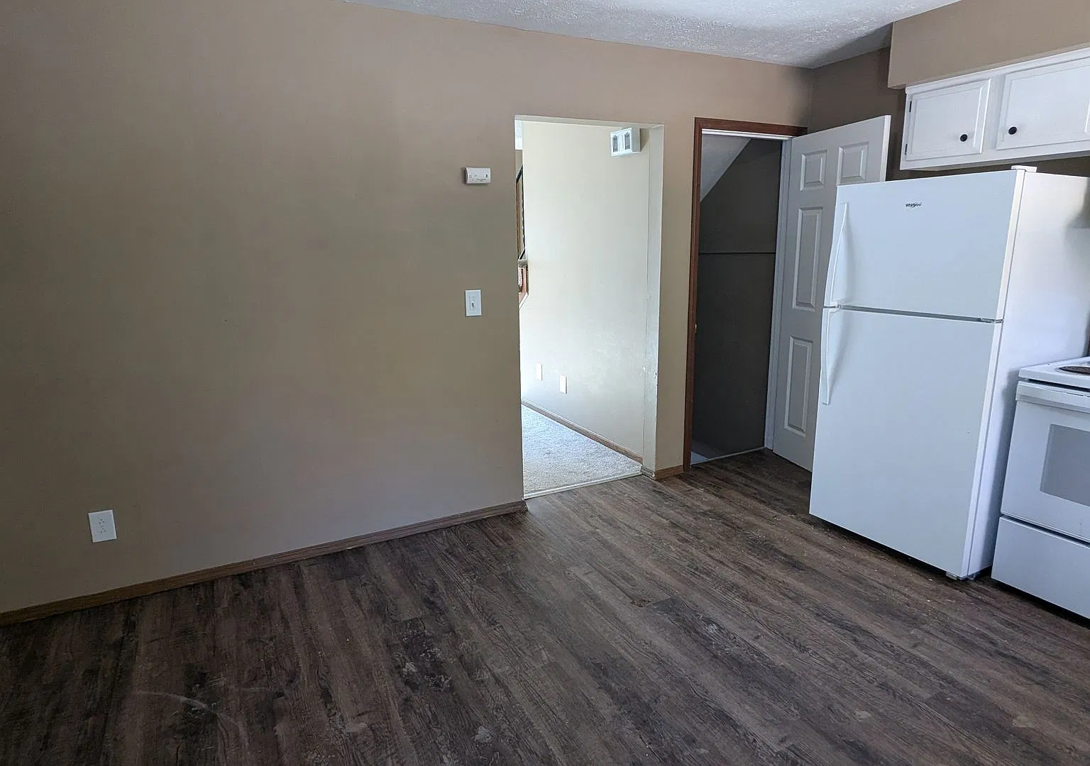 SJR Apartments, LLC 145-151 Elm St NE — Photo 3