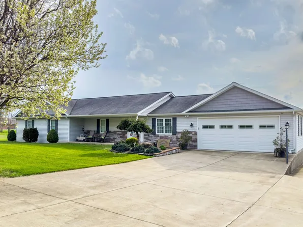 215 John Evans Rd, Oak Hill, OH 45656
