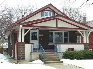 910 N Taylor Ave, Oak Park, IL