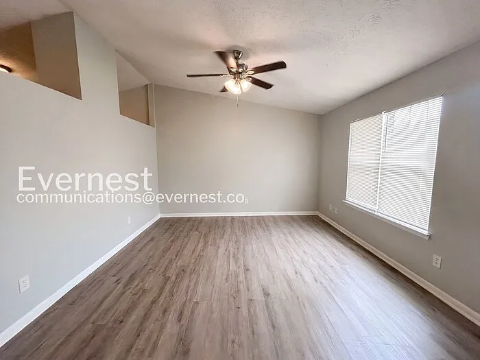 2510 Corner Shoals Dr — Photo 8