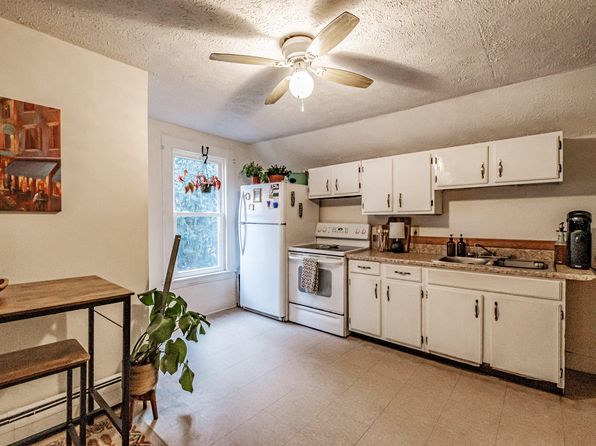 lewiston-maine-211038534 picture