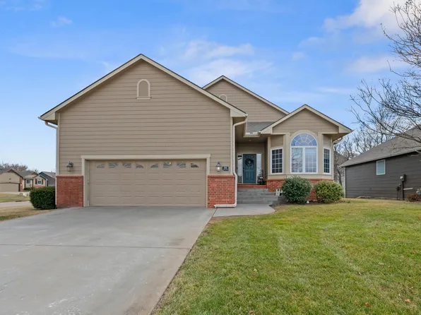 901 W Willow Creek St, Valley Center, KS 67147