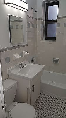 4th image of 330 W 55th St #2AK