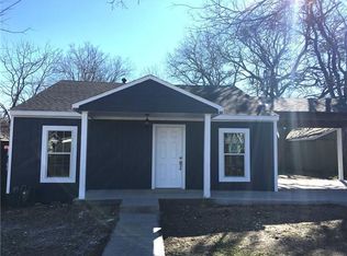 702 W Hendricks St, Cedar Hill, TX 75104