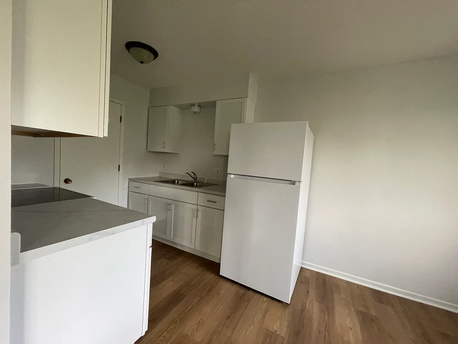 S Cottonwood St, Roland — Photo 4