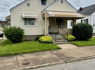 1032 MORTON AVE., Moundsville, WV 26041