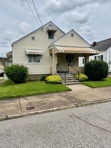 1032 MORTON AVE., Moundsville, WV, 26041