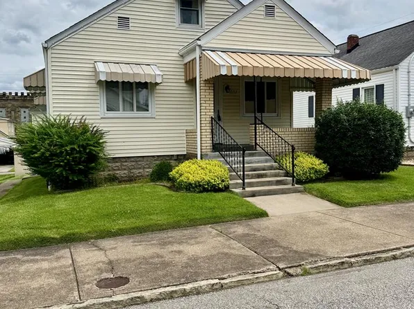 1032 MORTON AVE., Moundsville, WV 26041