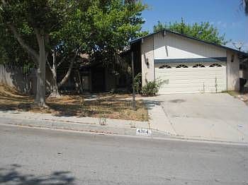 1st image of 4304 Syracuse Dr