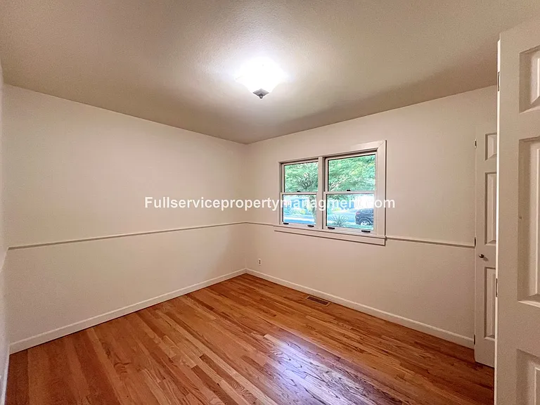 8822 SE 59th St — Photo 22