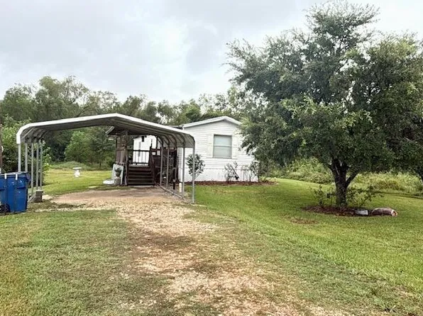 7487 Shady Ln, Beaumont, TX 77713