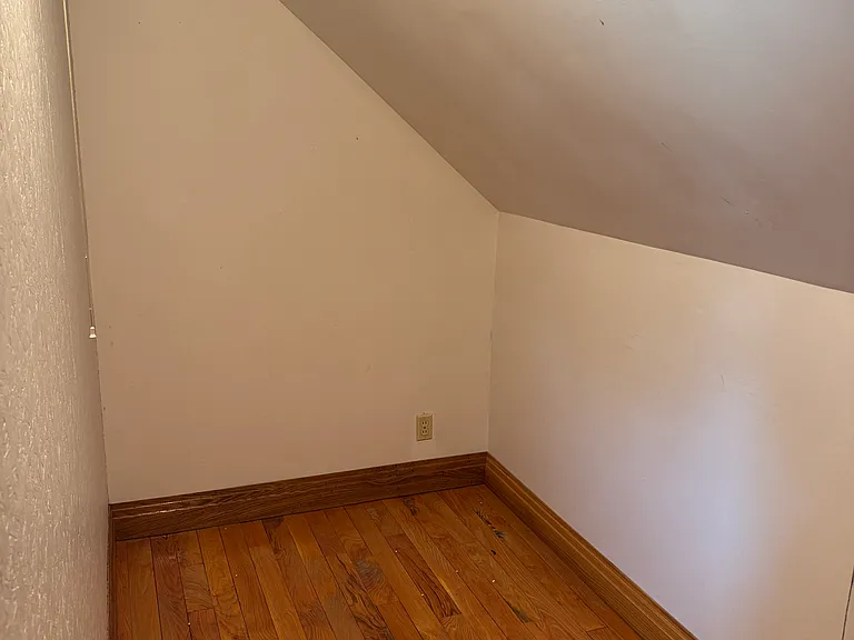 1601 Fox Dr — Photo 10