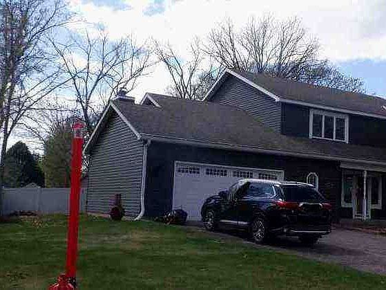 2nd image of 13432 Marigold St NW