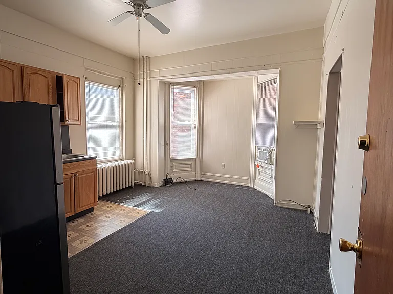 2018 Wallace St #2F — Photo 4