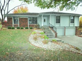 7000 SW Fountaindale Rd, Topeka, KS 66614